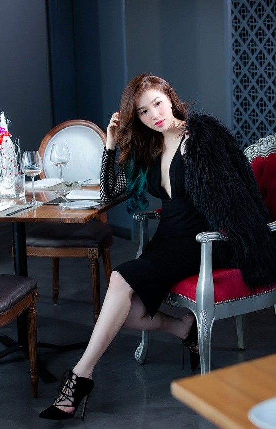 Theo tiết lộ từ phía Bảo Thy, đó là thời điểm cô được phép mặc gợi cảm và xây dựng hình ảnh quyến rũ trong âm nhạc. Để có bước thay đổi này, Bảo Thy phải xin phép bố mẹ nhằm được sexy hơn khi quay MV I'm Sorry Babe. 