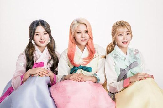 3 thành viên của AOA.	