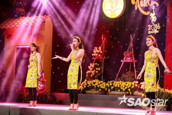 …và nhóm Mây Trắng.