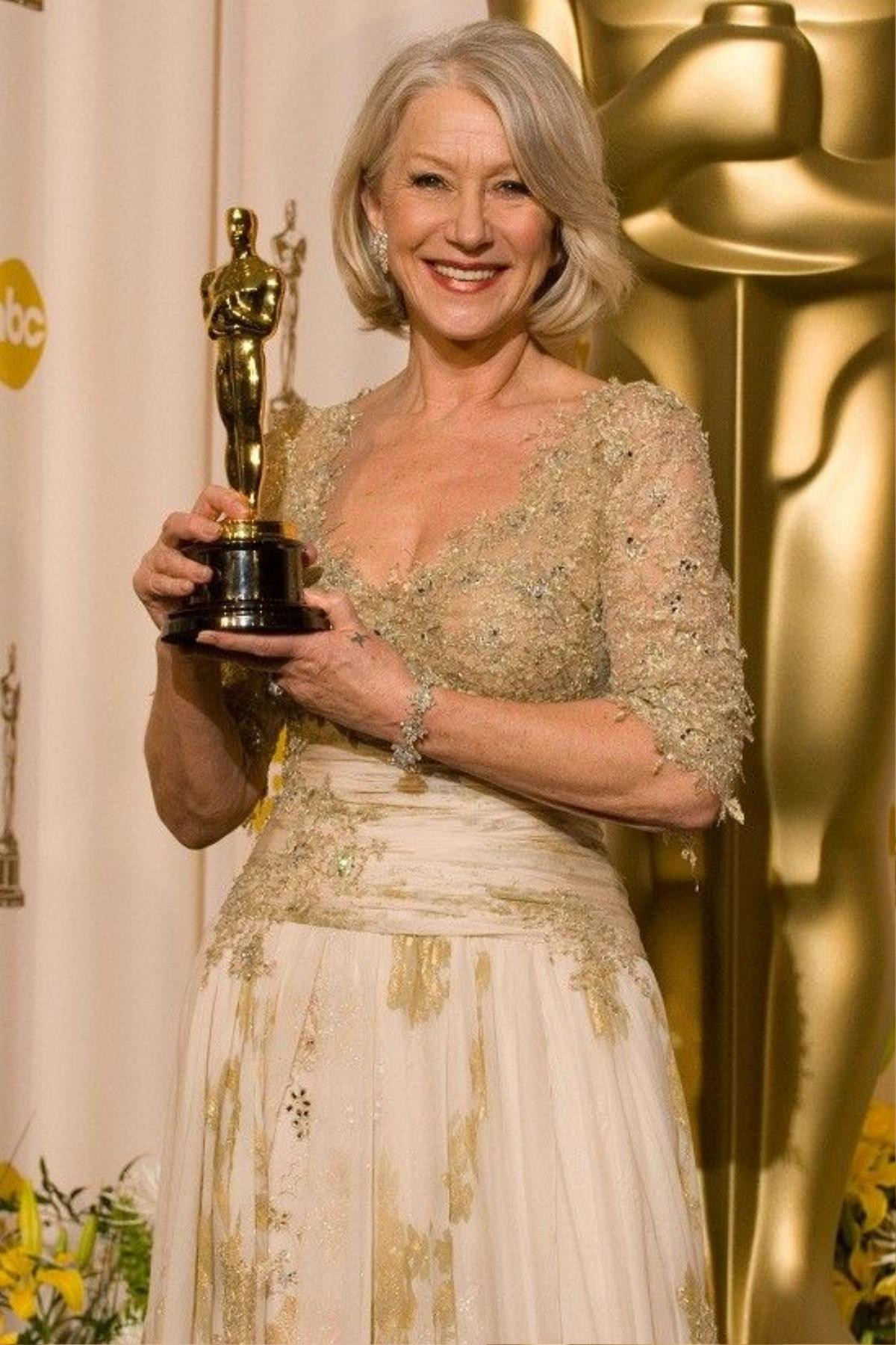 Best Actress winner Helen Mirren during the 79th Annual Academy Awards at the Kodak Theatre in Hollywood, CA, on Sunday, February 25, 2007.